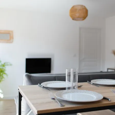 T2 Avec Parking Gratuit - Proximite Gare Διαμέρισμα *