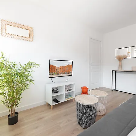 Appartement T2 Avec Parking Gratuit - Proximite Gare *