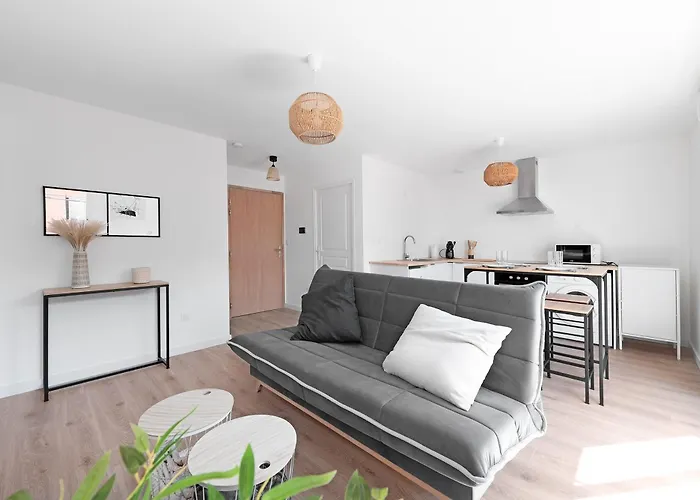 T2 Avec Parking Gratuit - Proximité Gare Appartement