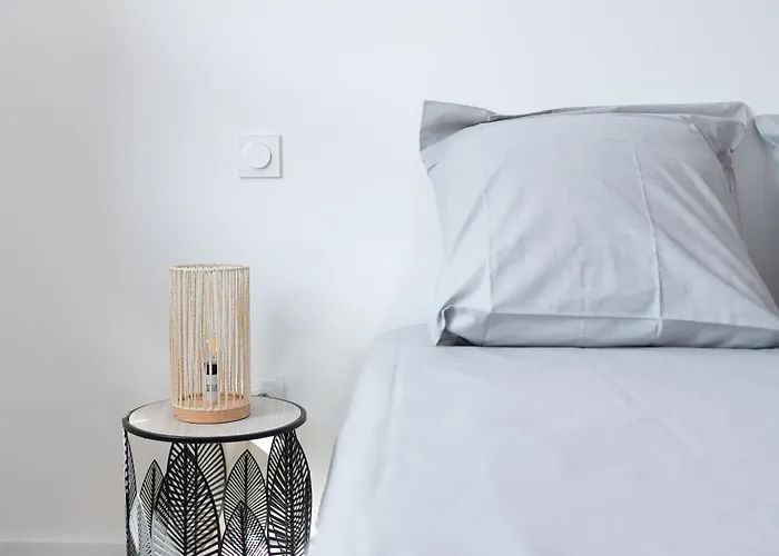 Appartement T2 Avec Parking Gratuit - Proximité Gare *