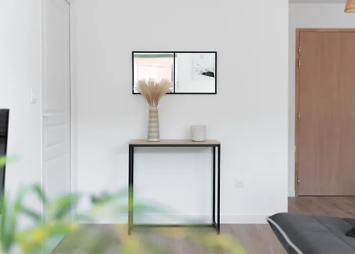 T2 Avec Parking Gratuit - Proximité Gare Appartement