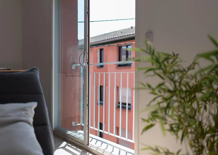 T2 Avec Parking Gratuit - Proximité Gare Appartement