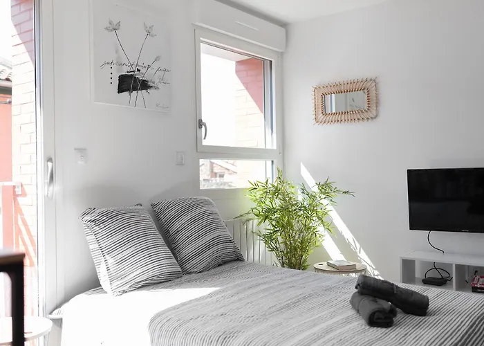 T2 Avec Parking Gratuit - Proximité Gare *